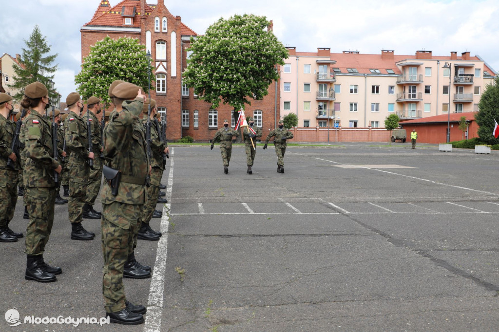 Przysięga żołnierzy 7 PBOT