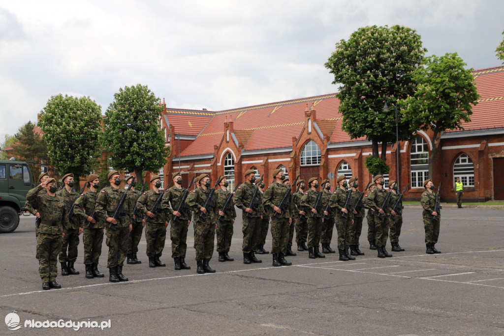 Przysięga żołnierzy 7 PBOT