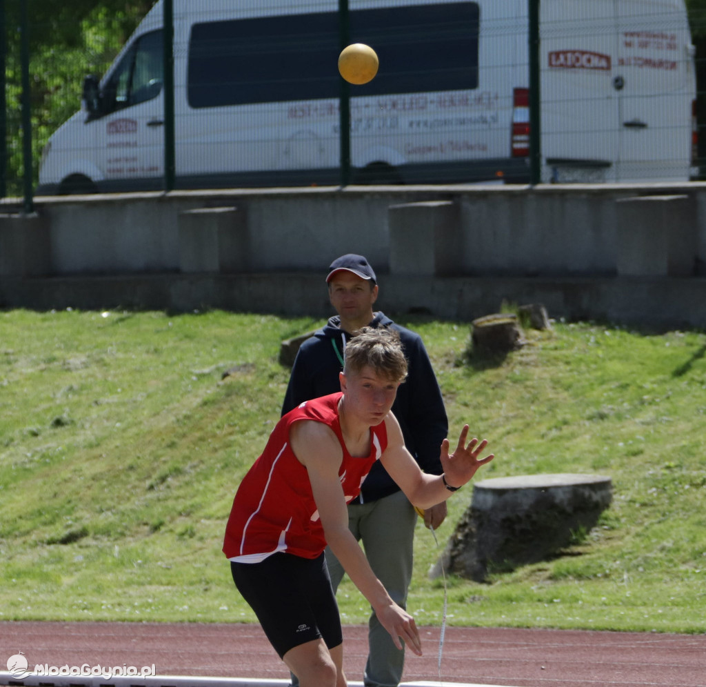 Mistrzostwa Okręgu w Wielobojach Młodzików i w skoku o tyczce U-12 i U-14 w Sztumie 2021