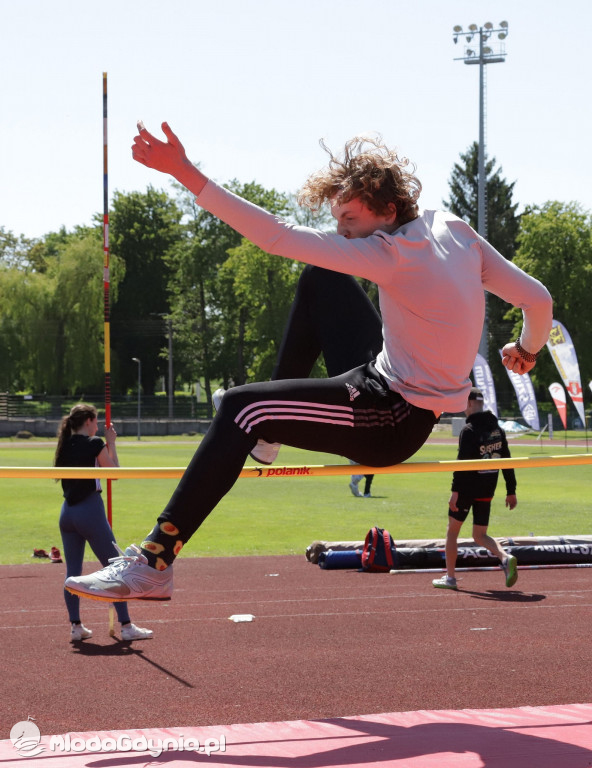Mistrzostwa Okręgu w Wielobojach Młodzików i w skoku o tyczce U-12 i U-14 w Sztumie 2021