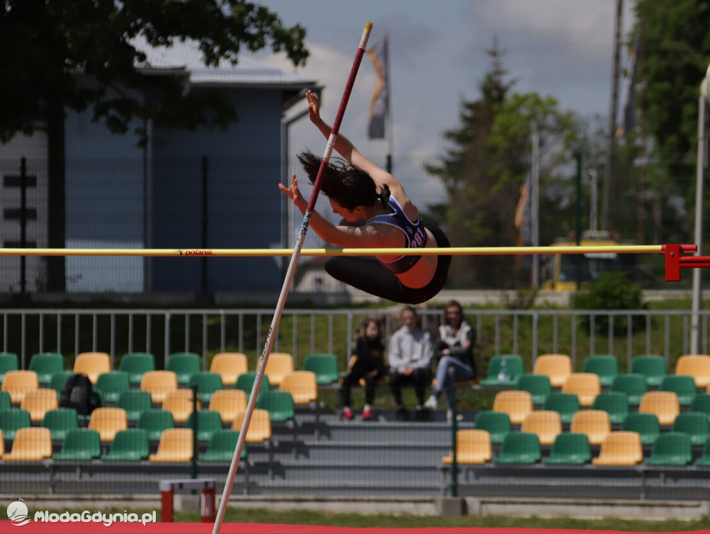 Mistrzostwa Okręgu w Wielobojach Młodzików i w skoku o tyczce U-12 i U-14 w Sztumie 2021