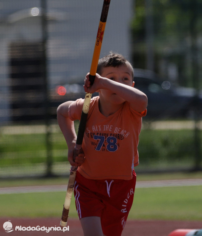 Mistrzostwa Okręgu w Wielobojach Młodzików i w skoku o tyczce U-12 i U-14 w Sztumie 2021