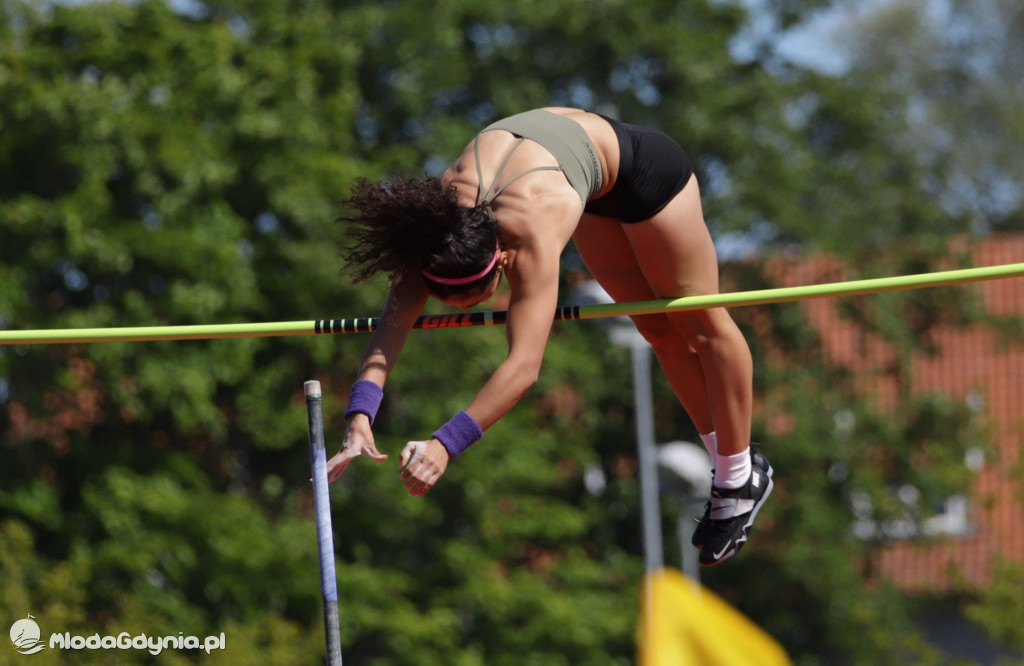 Mistrzostwa Okręgu w Wielobojach Młodzików i w skoku o tyczce U-12 i U-14 w Sztumie 2021