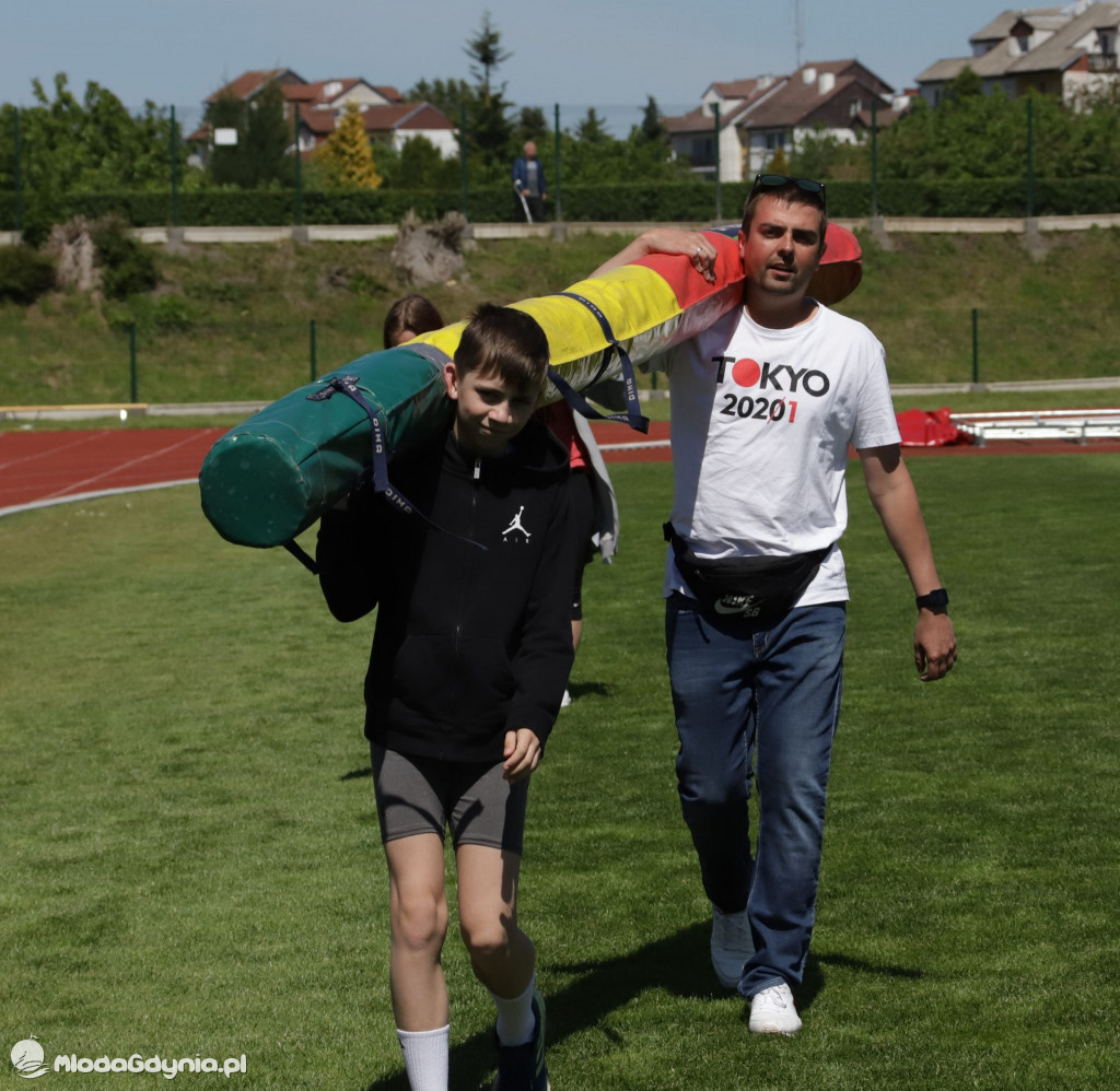 Mistrzostwa Okręgu w Wielobojach Młodzików i w skoku o tyczce U-12 i U-14 w Sztumie 2021