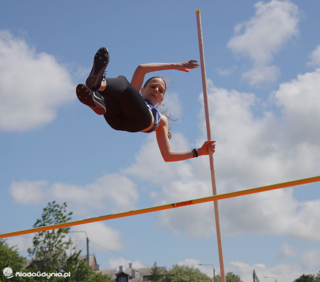 Mistrzostwa Okręgu w Wielobojach Młodzików i w skoku o tyczce U-12 i U-14 w Sztumie 2021