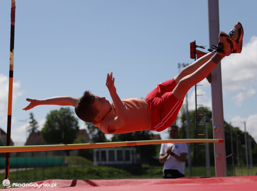 Mistrzostwa Okręgu w Wielobojach Młodzików i w skoku o tyczce U-12 i U-14 w Sztumie 2021