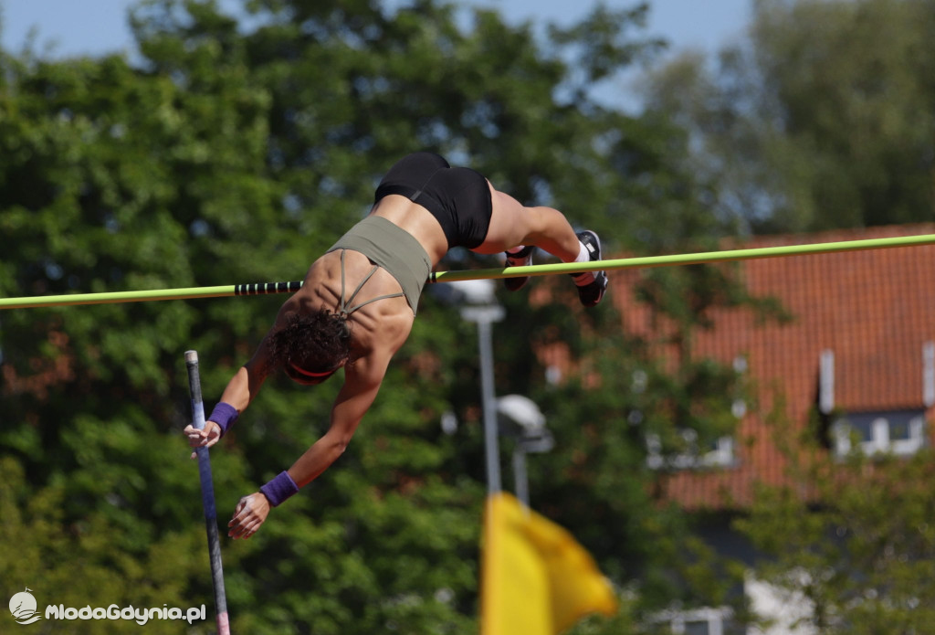 Mistrzostwa Okręgu w Wielobojach Młodzików i w skoku o tyczce U-12 i U-14 w Sztumie 2021