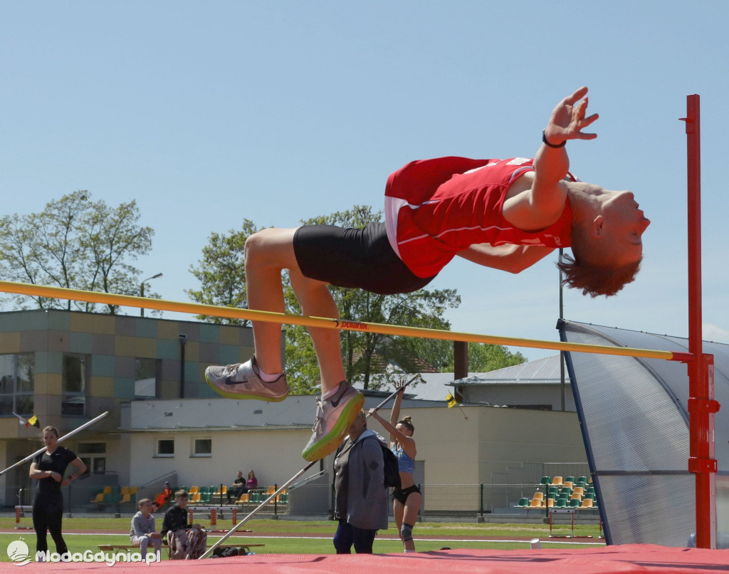 Mistrzostwa Okręgu w Wielobojach Młodzików i w skoku o tyczce U-12 i U-14 w Sztumie 2021