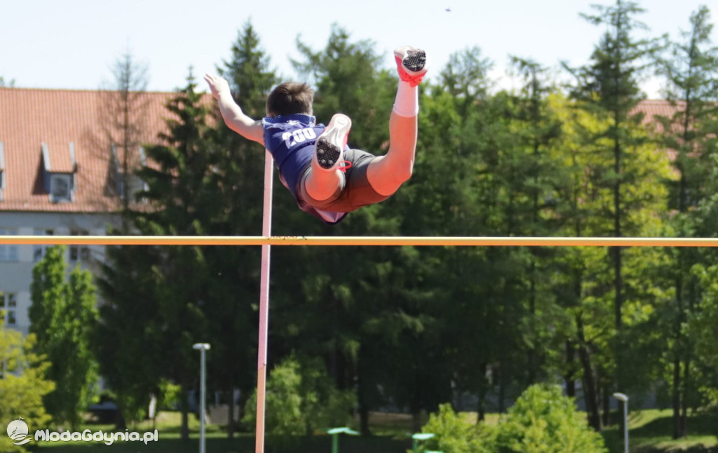 Mistrzostwa Okręgu w Wielobojach Młodzików i w skoku o tyczce U-12 i U-14 w Sztumie 2021