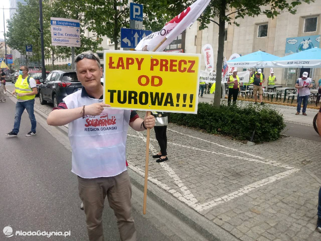 Manifestacja Solidarności w Warszawie - Łapy precz od Turowa