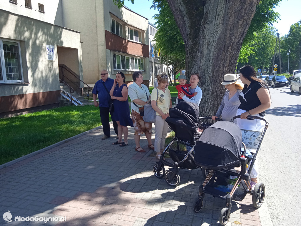 Puck 10.06.2021 - konferencja prasowa ws likwidacji oddziałów Pediatrii oraz Ginekologii i Położnictwa