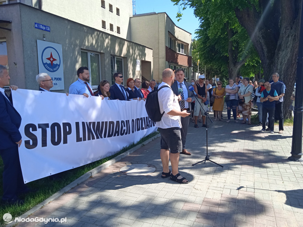 Puck 10.06.2021 - konferencja prasowa ws likwidacji oddziałów Pediatrii oraz Ginekologii i Położnictwa