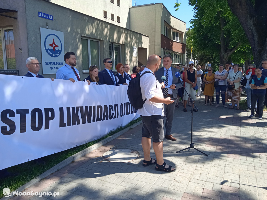 Puck 10.06.2021 - konferencja prasowa ws likwidacji oddziałów Pediatrii oraz Ginekologii i Położnictwa