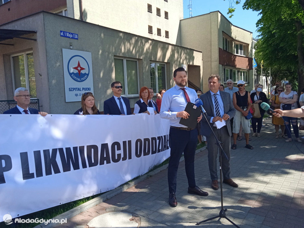 Puck 10.06.2021 - konferencja prasowa ws likwidacji oddziałów Pediatrii oraz Ginekologii i Położnictwa