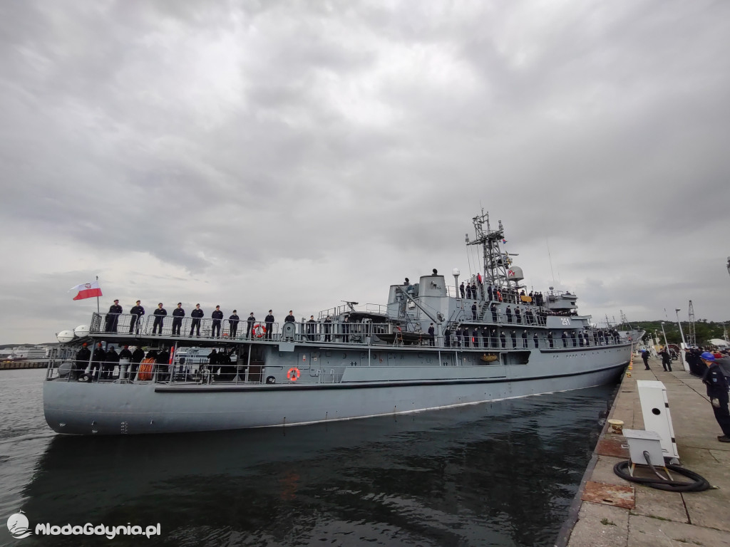 Praktyki podchorążych AMW - 8 tygodni na morzu