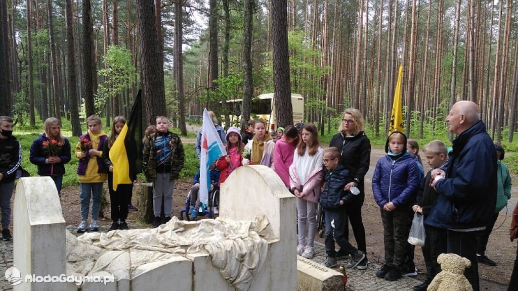 SP 28 w Lesie Piaśnickim