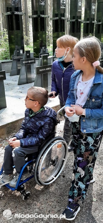 SP 28 w Lesie Piaśnickim