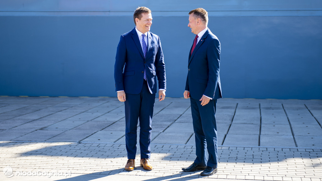 Ministrowie obrony V 4 spotkali się w Gdyni