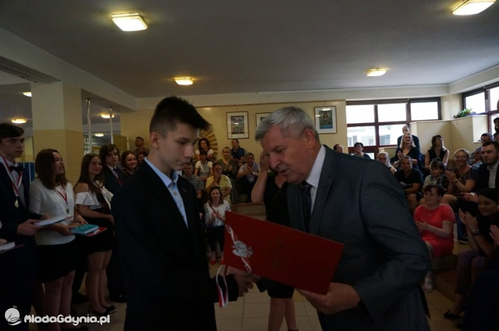 SP 28 - pożegnanie VIII klas 24.06.2021