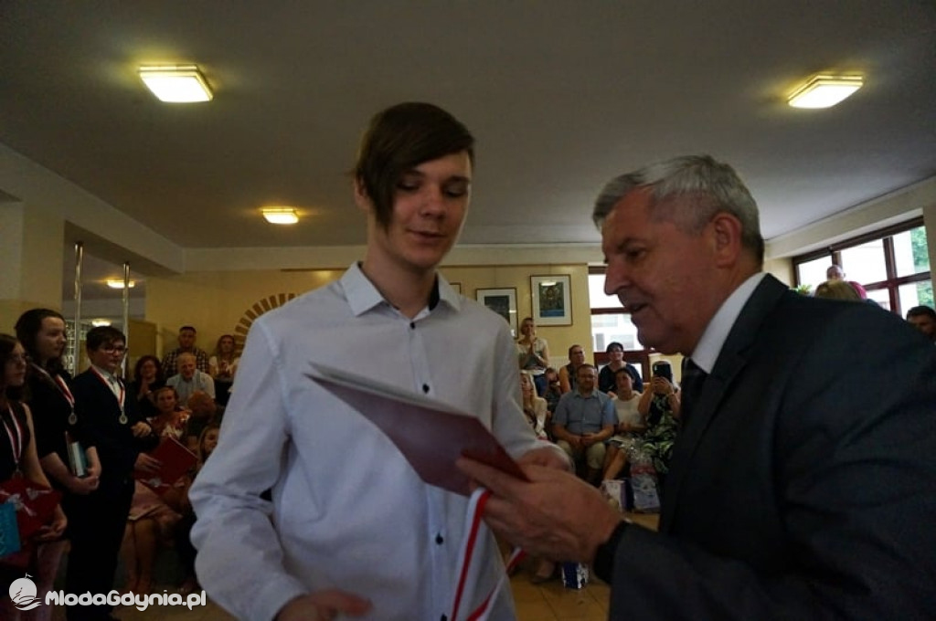 SP 28 - pożegnanie VIII klas 24.06.2021