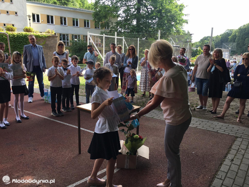 SP 26 - Uroczyste zakończenie roku szkolnego 2020/2021