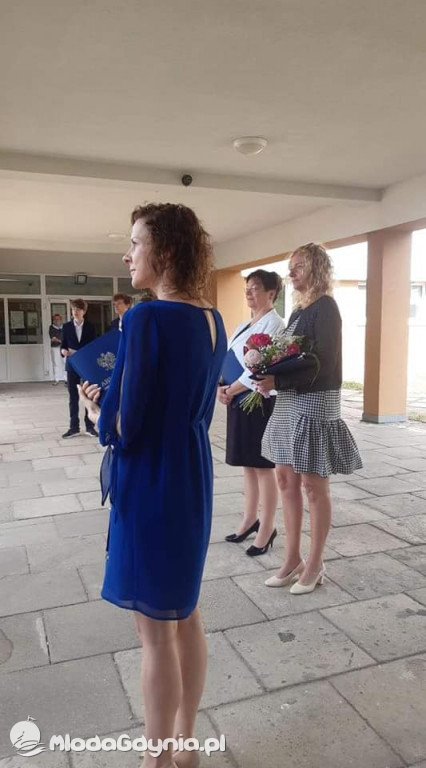 SP 42 - uroczyste pożegnanie klas ósmych 25.06.2021