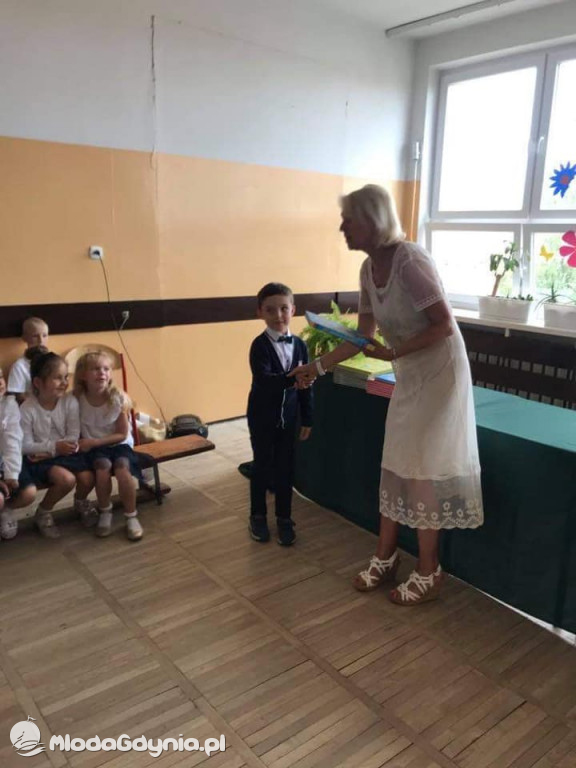 SP 43 - 24 czerwca grupy zerowe uroczyście zakończyły rok szkolny 2020/2021