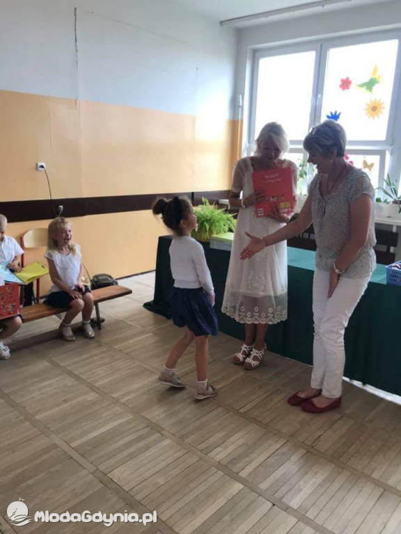 SP 43 - 24 czerwca grupy zerowe uroczyście zakończyły rok szkolny 2020/2021