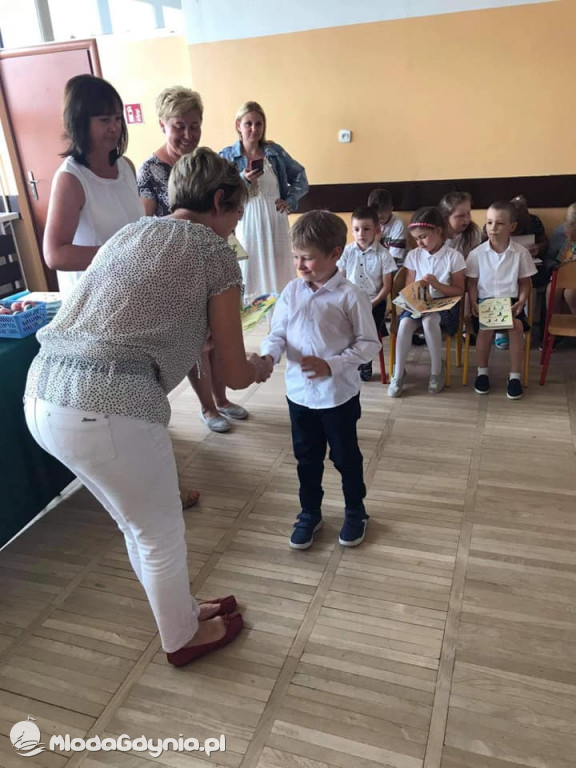 SP 43 - 24 czerwca grupy zerowe uroczyście zakończyły rok szkolny 2020/2021