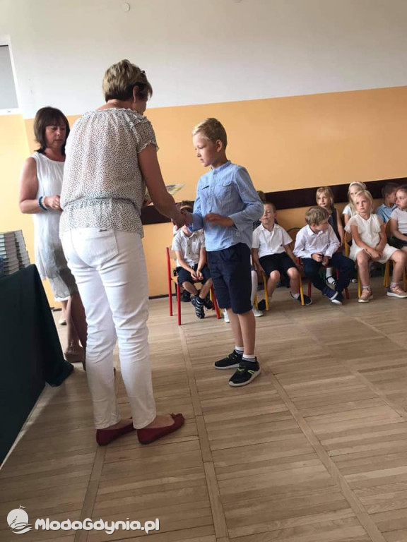 SP 43 - 24 czerwca grupy zerowe uroczyście zakończyły rok szkolny 2020/2021