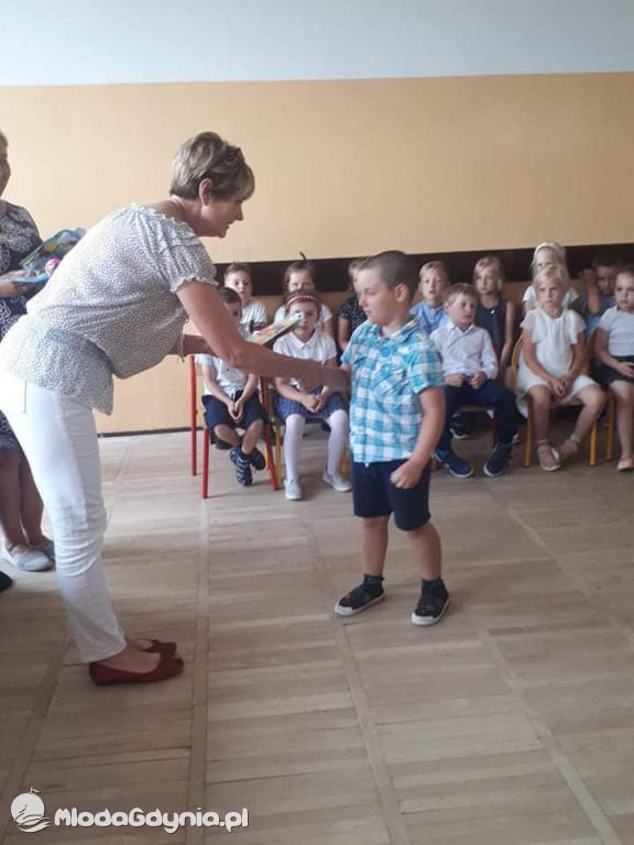 SP 43 - 24 czerwca grupy zerowe uroczyście zakończyły rok szkolny 2020/2021