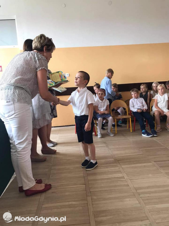 SP 43 - 24 czerwca grupy zerowe uroczyście zakończyły rok szkolny 2020/2021