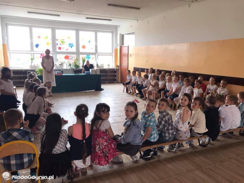 SP 43 - 24 czerwca grupy zerowe uroczyście zakończyły rok szkolny 2020/2021