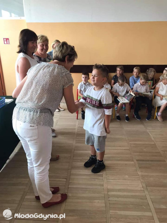 SP 43 - 24 czerwca grupy zerowe uroczyście zakończyły rok szkolny 2020/2021