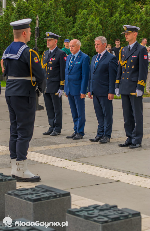 W dniu Święta Marynarki Wojennej 2021, w Kwaterze Pamięci na oksywskim cmentarzu MW oraz pod Pomnikiem Polska Morska