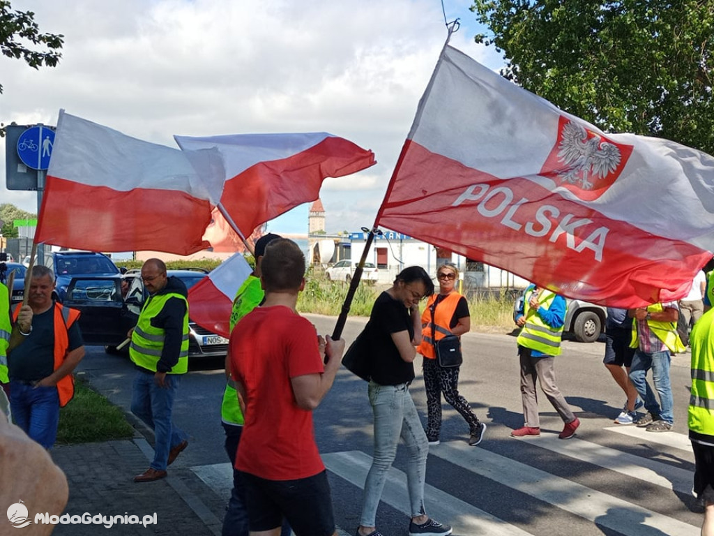Protest armatorów wędkarskich we Władysławowie 10.07.2021