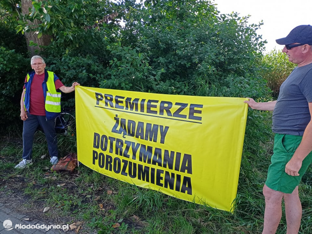 Protest armatorów wędkarskich we Władysławowie 10.07.2021