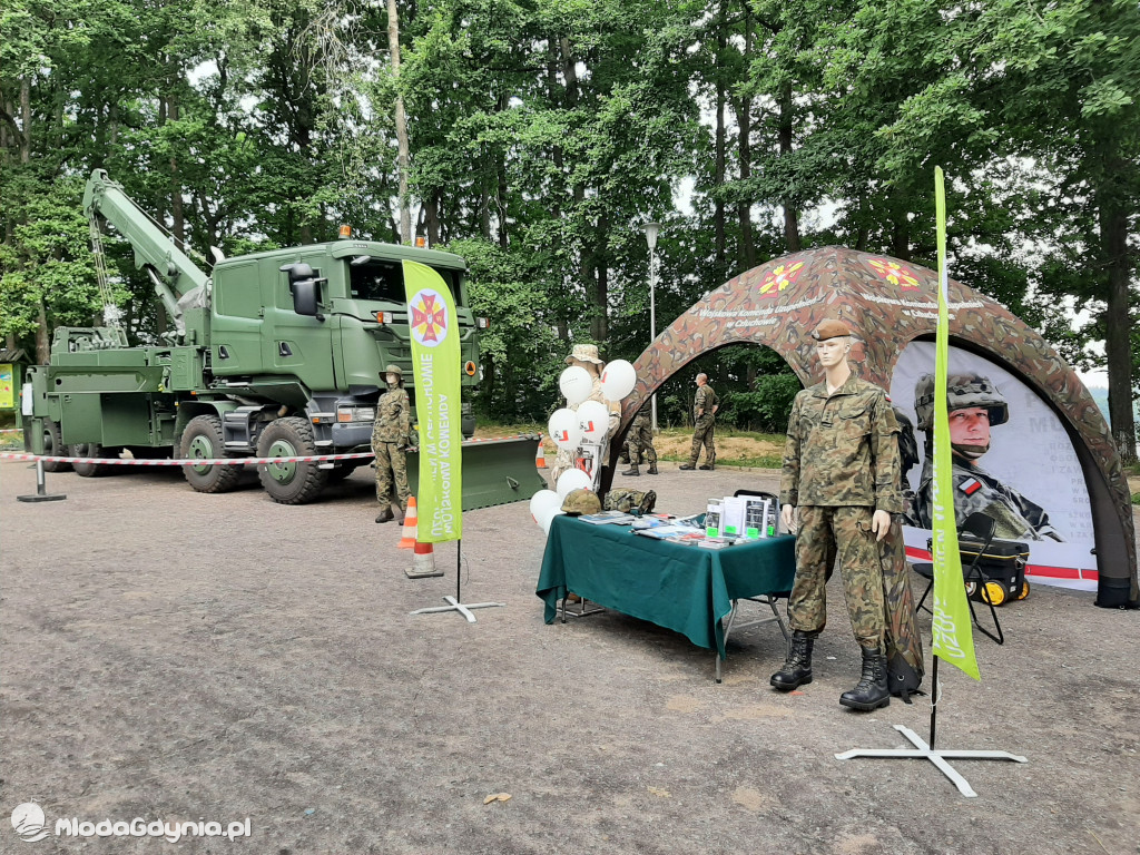 Zachęcali do wstąpienia do Wojska Polskiego