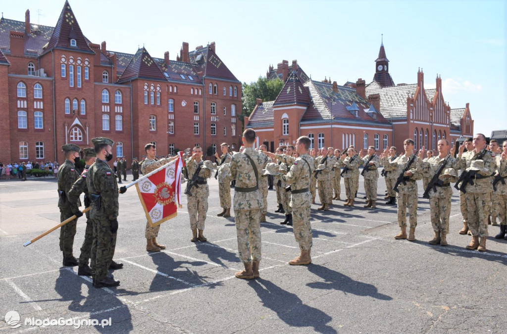 WOT - 59 elewów złożyło przysięgę wojskową