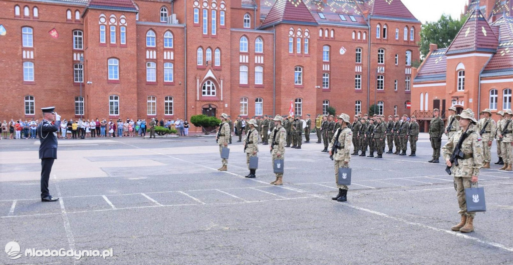 WOT - 59 elewów złożyło przysięgę wojskową