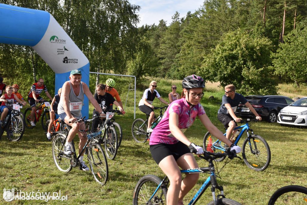 Rodzinny Piknik Sportowy w rocznicę Cudu nad Wisłą 1920 - Mądrzechowo koło Bytowa, 14.08.2021r