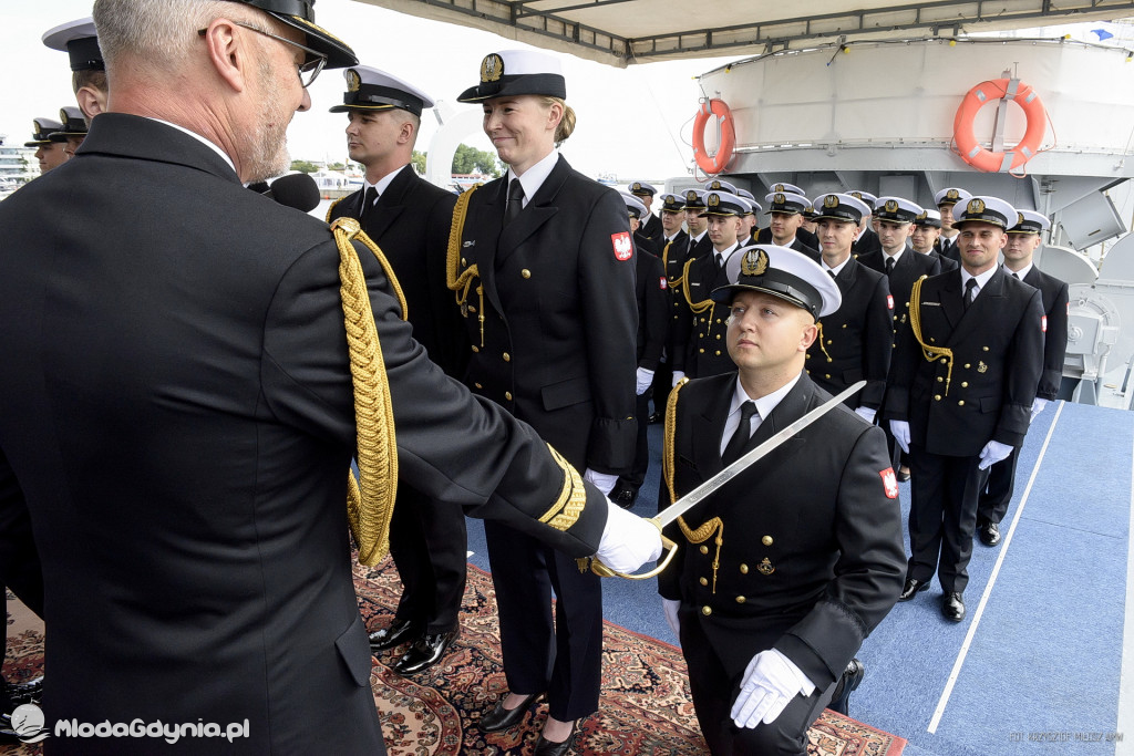 Promocja oficerska na pokładzie ORP Błyskawica
