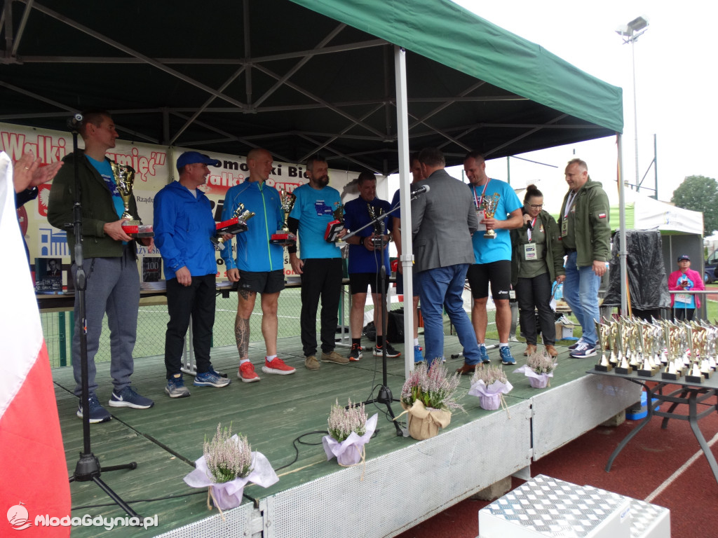 Bieg Inki - Lubichowo 04.09.2021 - wręczenie pucharów