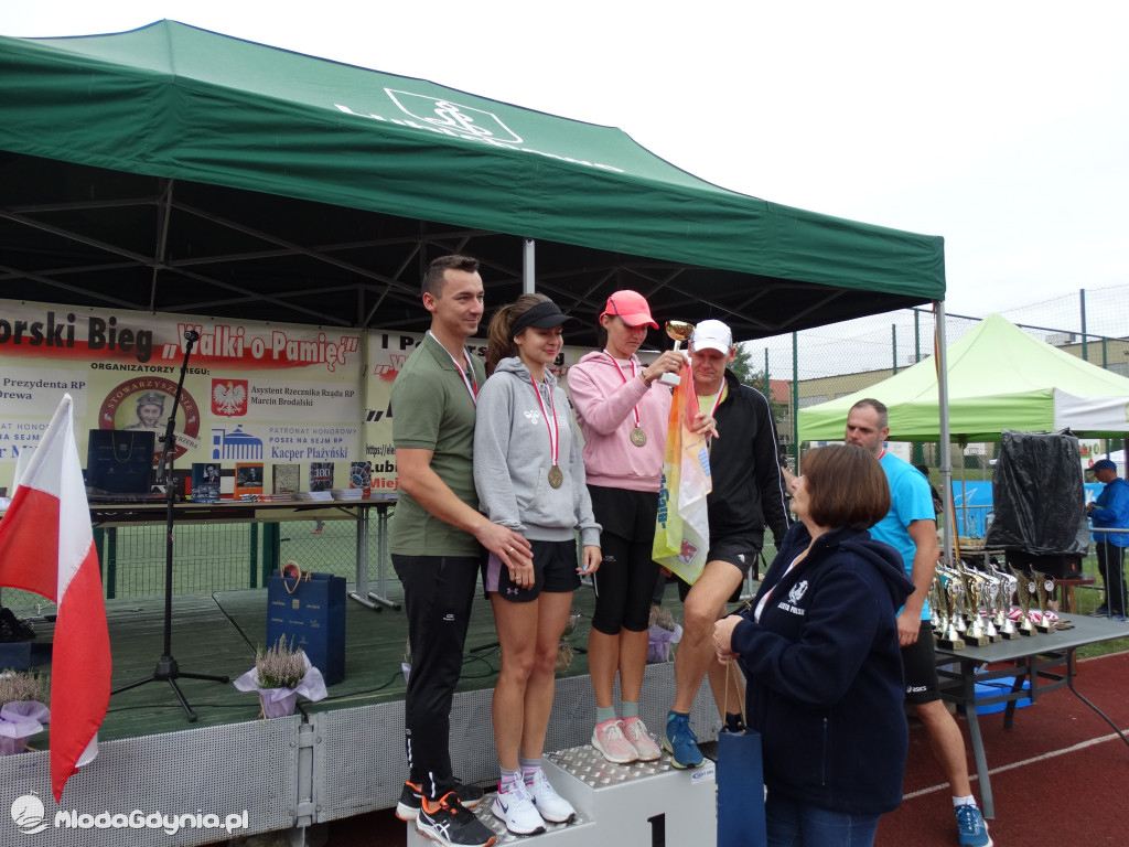 Bieg Inki - Lubichowo 04.09.2021 - wręczenie pucharów