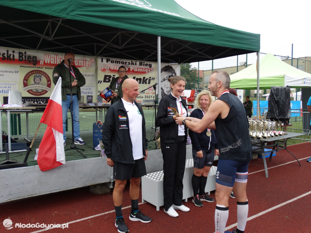 Bieg Inki - Lubichowo 04.09.2021 - wręczenie pucharów