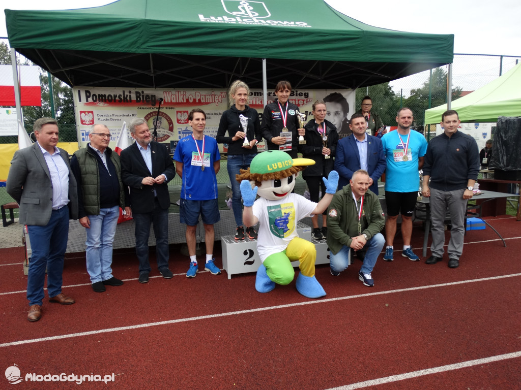 Bieg Inki - Lubichowo 04.09.2021 - wręczenie pucharów