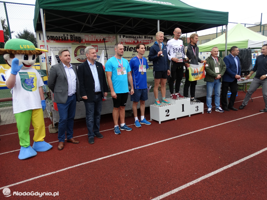 Bieg Inki - Lubichowo 04.09.2021 - wręczenie pucharów
