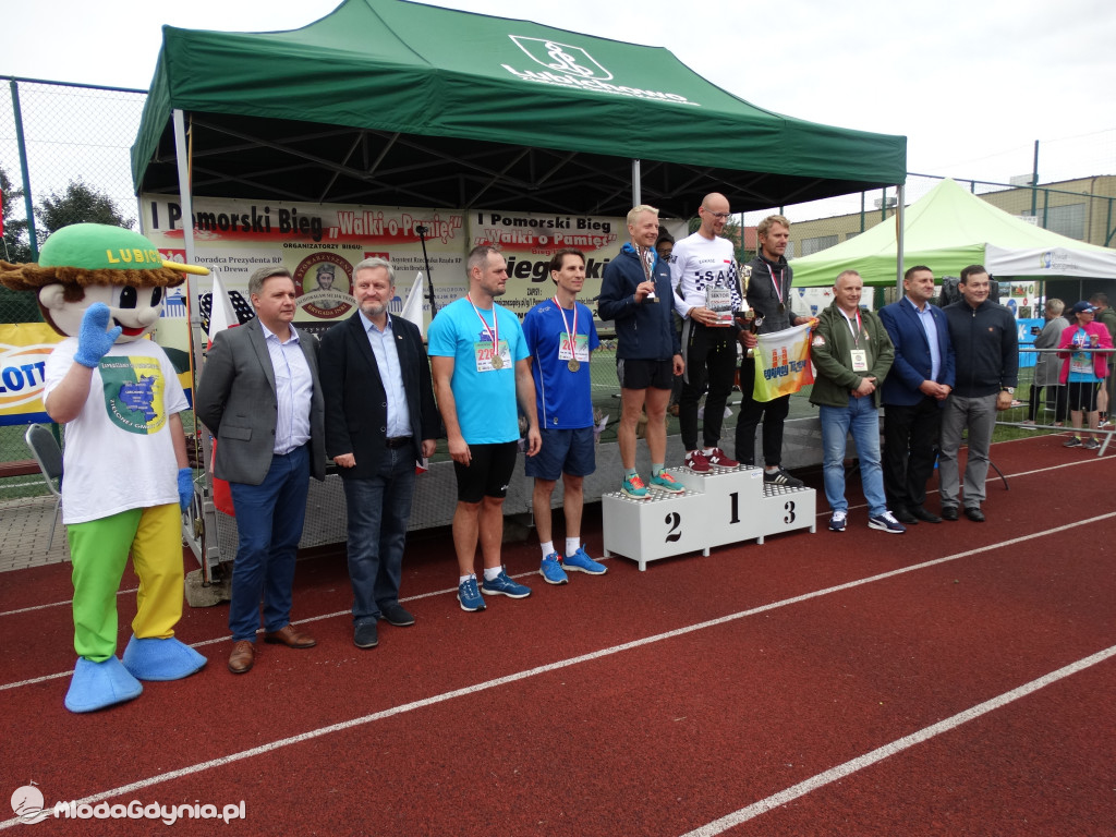 Bieg Inki - Lubichowo 04.09.2021 - wręczenie pucharów