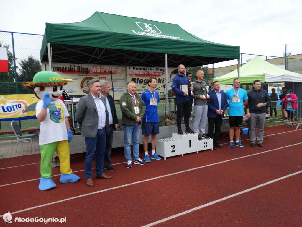 Bieg Inki - Lubichowo 04.09.2021 - wręczenie pucharów