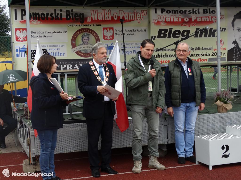 Bieg Inki - Lubichowo 04.09.2021 - wręczenie pucharów